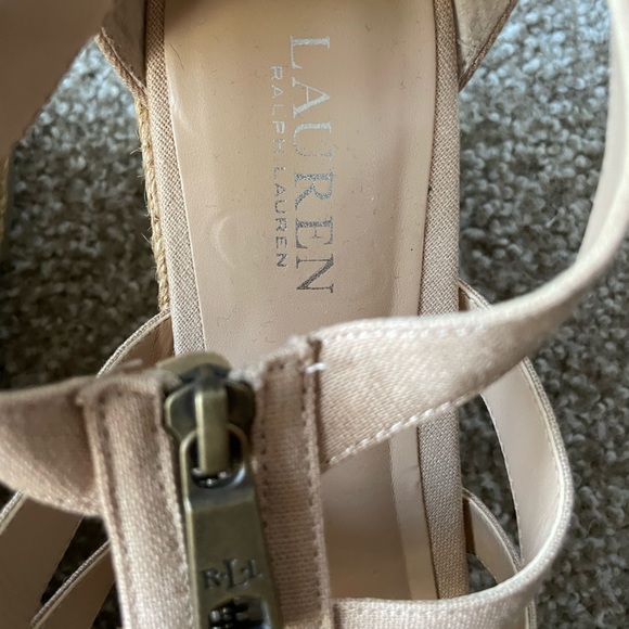Lauren Ralph Lauren Wedges, Size 10 - Picture 3 of 11